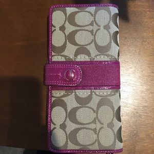 Coach wallet